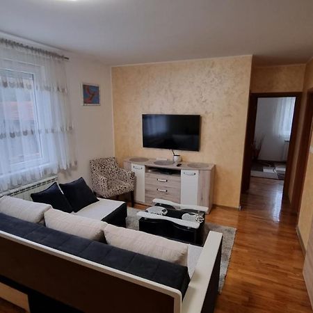 Raven2 Appartement Železnik Buitenkant foto