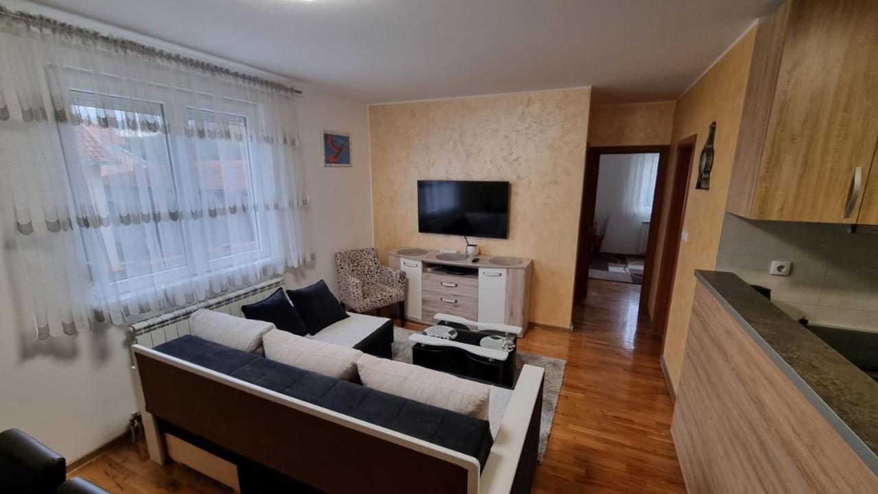 Raven2 Appartement Železnik Buitenkant foto